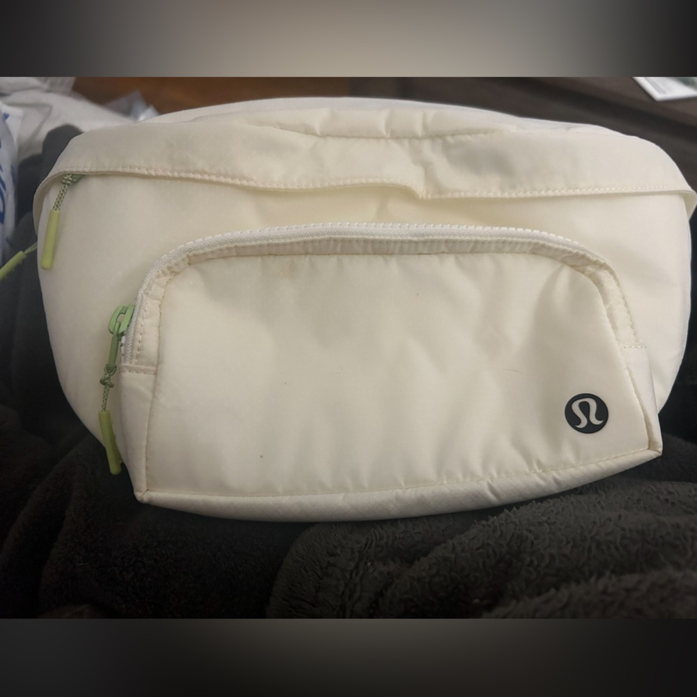 Lululemon bag purse waist belt